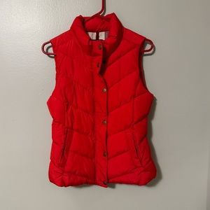 Gap Redish Orange Women’s Puffer Vest